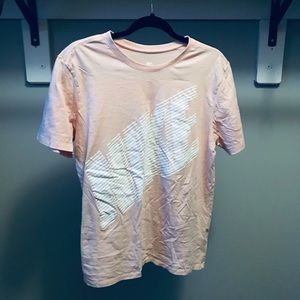 Nike T-shirt